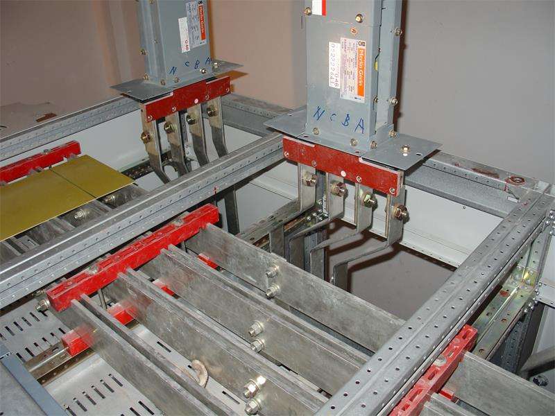 封闭母线槽在供电系统中使用运行有哪些特征