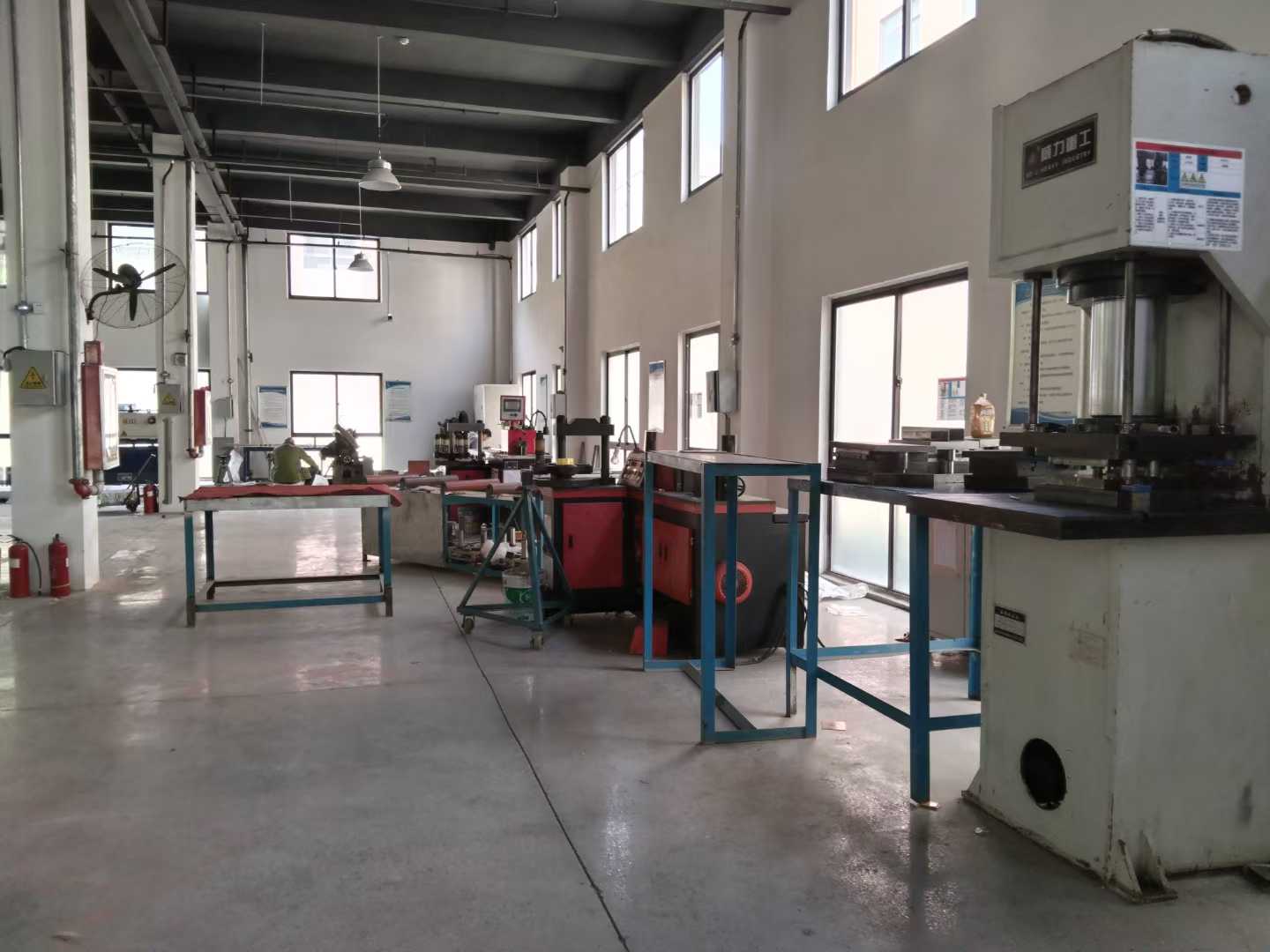 管型母线的关键技术参数与科学选型指南